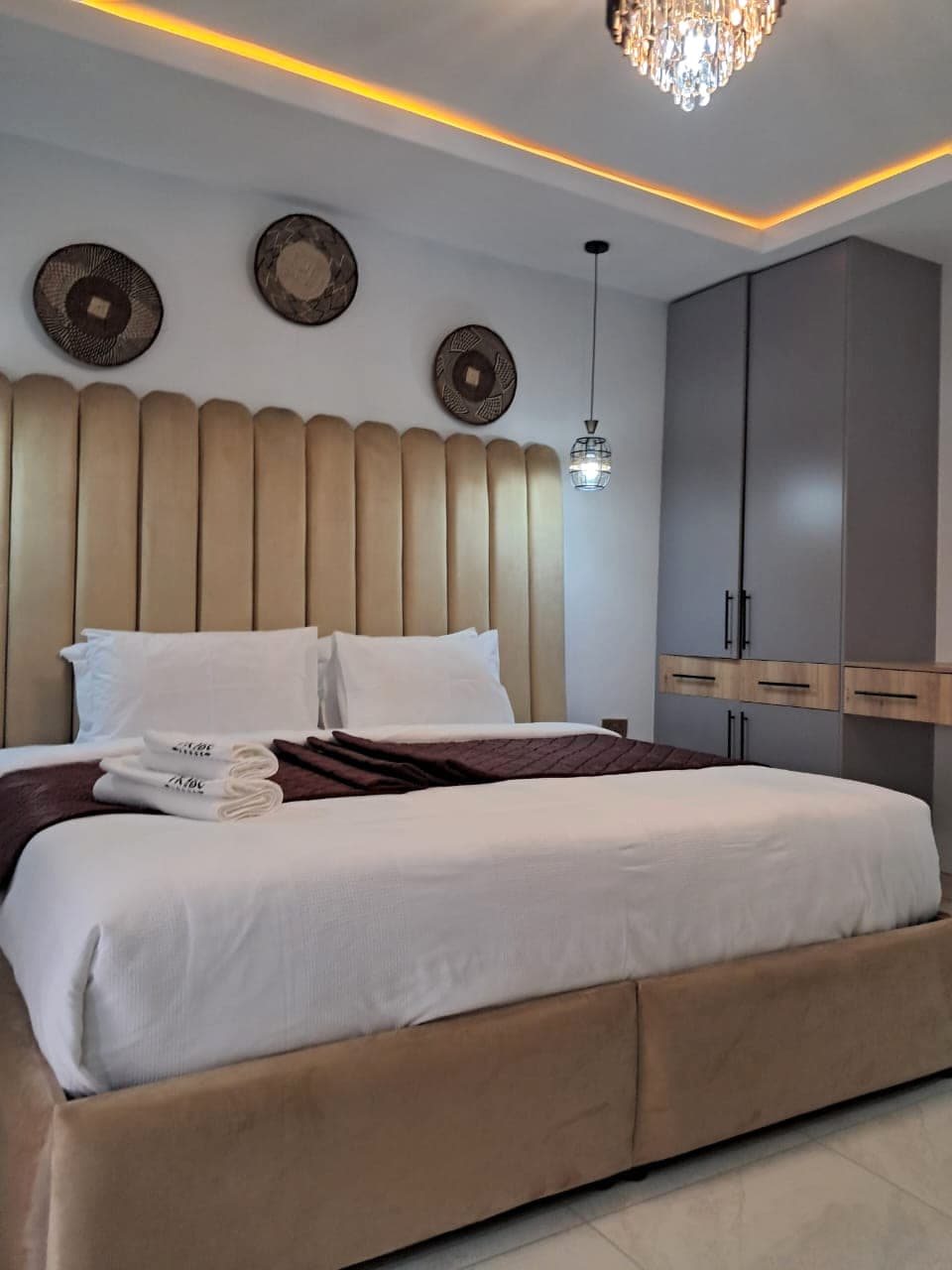 Acacia presidential suite at The Tribe Lodge